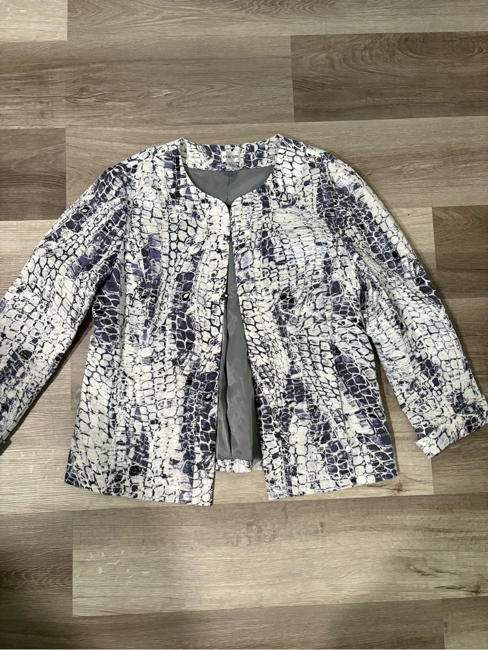 Chico's White and Navy Cropped Snake-Print Blazer